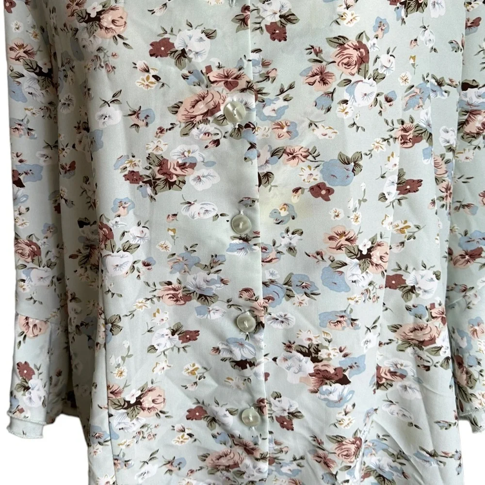 Blair Floral Button Down Bell Sleeve Blouse Size L/XL